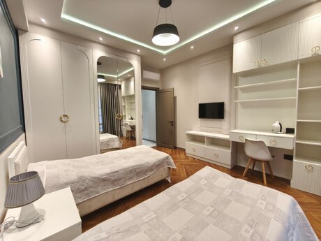 Kirayə 3 otaqlı mənzil, 110 m², Ağ şəhər: 1 800 ₼/ay 5