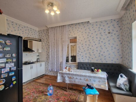 7 otaqlı həyət evi, 210 m², Zabrat: 150 000 ₼ 5