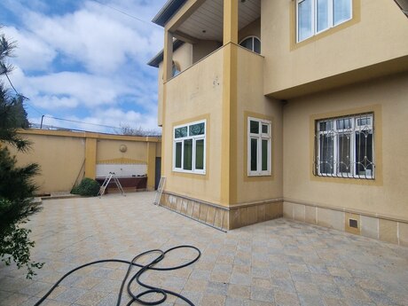 7-комн. дом/дача - пос. Забрат - 210 м²