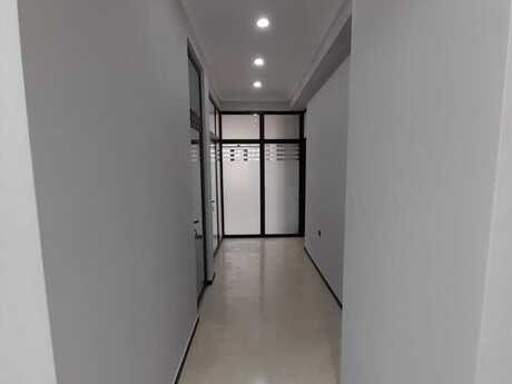7 otaqlı ofis - 8 Noyabr m. - 250 m²