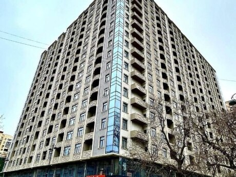 Elan №6043388 - Bakı, Gənclik m., 3 otaqlı, 141 m², 13/17 mərtəbə