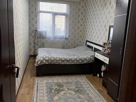 Elan №6043379 - Bakı, Memar Əcəmi m., 4 otaqlı, 90 m², 4/5 mərtəbə