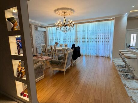 3 otaqlı yeni tikili - 28 May m. - 205 m²