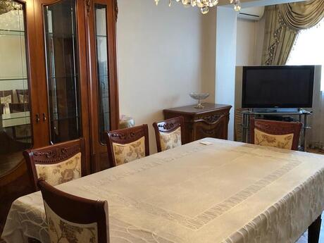 Объявление №6043503 - Баку, м. Нариман Нариманов, 3-комн., 90 м², 4/10 этаж