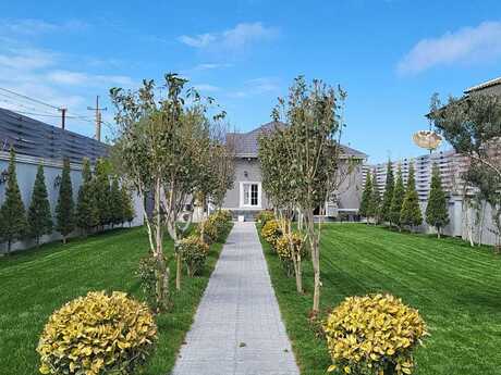 6 otaqlı həyət evi/bağ evi - Bilgəh q. - 420 m²