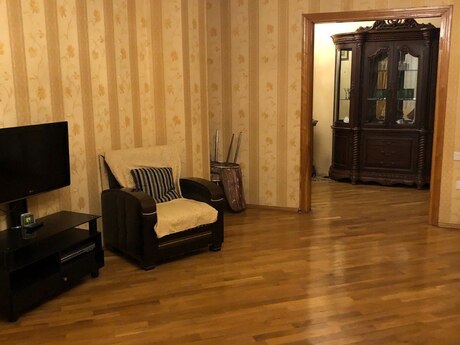 3 otaqlı yeni tikili - İnşaatçılar m. - 120 m²