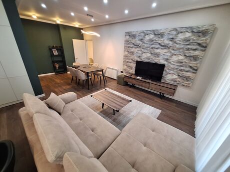 2 otaqlı yeni tikili - 8 Noyabr m. - 110 m²