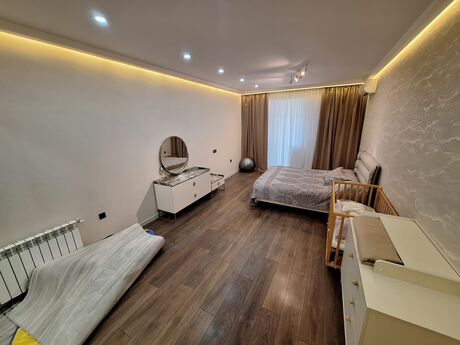 2 otaqlı yeni tikili - 8 Noyabr m. - 110 m²