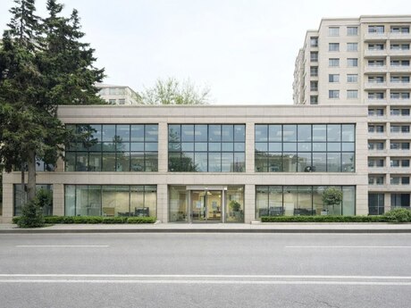Объявление №6043622 - Баку, м. Элмляр Академиясы, 390 м²