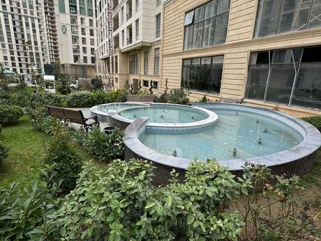 4 otaqlı yeni tikili - Nəriman Nərimanov m. - 178 m²