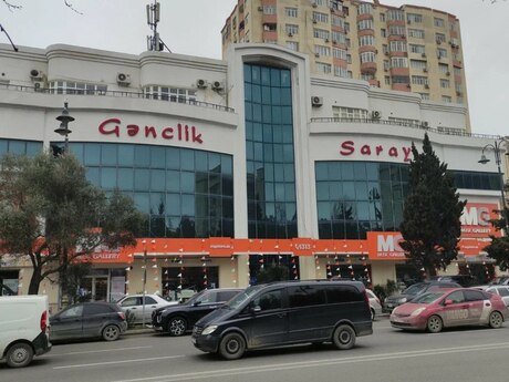 2 otaqlı köhnə tikili - Gənclik m. - 70 m²