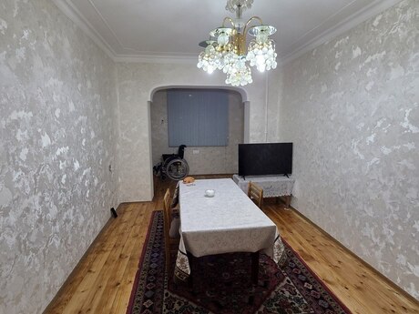 3-комн. вторичка - м. Азадлыг проспекти - 90 м²