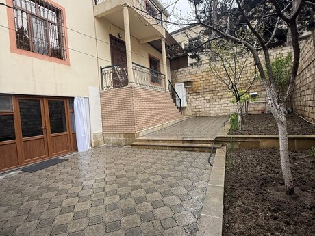 6-комн. дом/дача - м. Ази Асланов - 300 м²