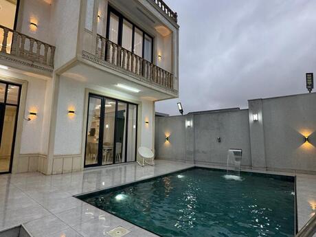 5 otaqlı həyət evi/bağ evi - Mərdəkan q. - 250 m²