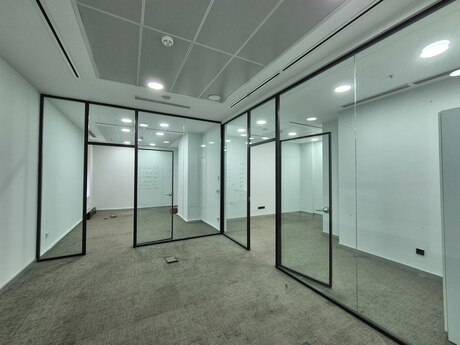 3-комн. офис - м. 28 мая - 57 м²