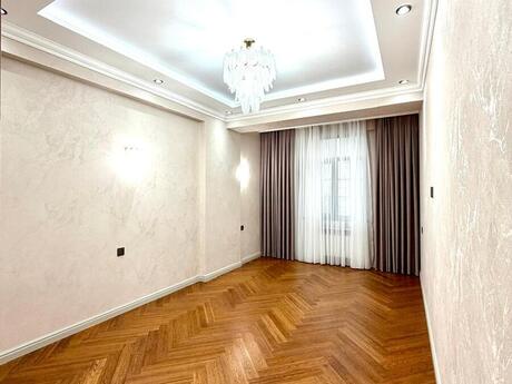 3-комн. новостройка - Насиминский р. - 140 м²