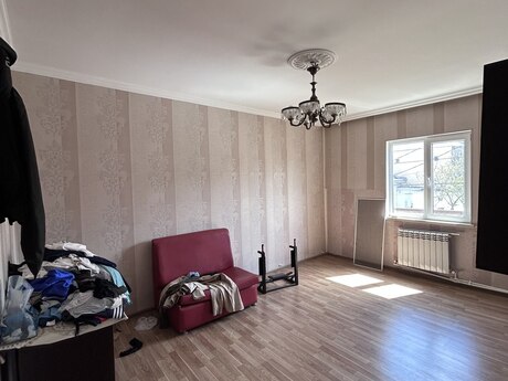 8-комн. дом/дача - пос. Карачухур - 190 м²