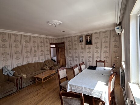 8-комн. дом/дача - пос. Карачухур - 190 м²