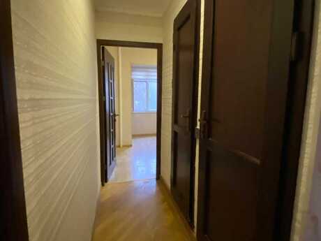 3 otaqlı köhnə tikili - Köhnə Günəşli q. - 70 m²