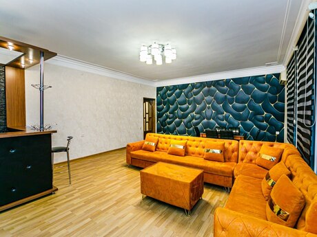 3 otaqlı köhnə tikili - Sahil m. - 125 m²