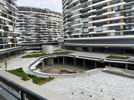 4-комн. новостройка - Бинагадинский р. - 166 м²