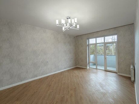 3 otaqlı köhnə tikili - Bakıxanov q. - 90 m²