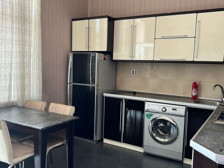 2-комн. новостройка - м. 20 января - 100 м²