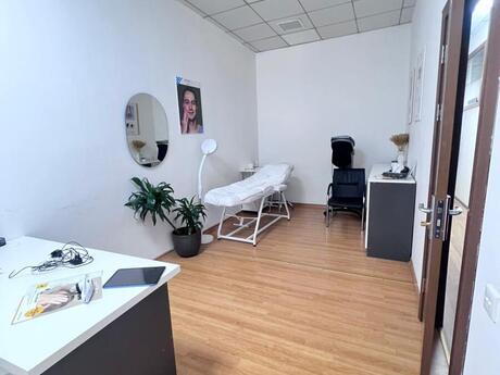 6 otaqlı ofis - 28 May m. - 134 m²
