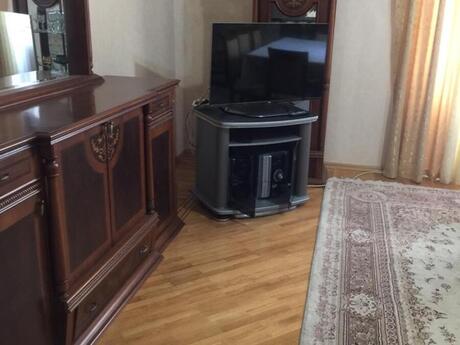 3 otaqlı yeni tikili - Elmlər Akademiyası m. - 125 m²