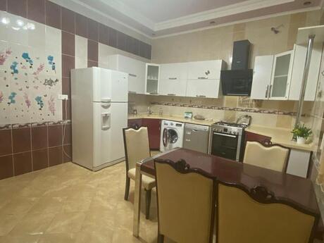 5 otaqlı həyət evi, 400 m², Badamdar: 560 000 ₼ 5