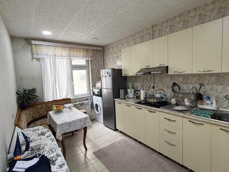 2 otaqlı köhnə tikili - Səbail r. - 60 m²