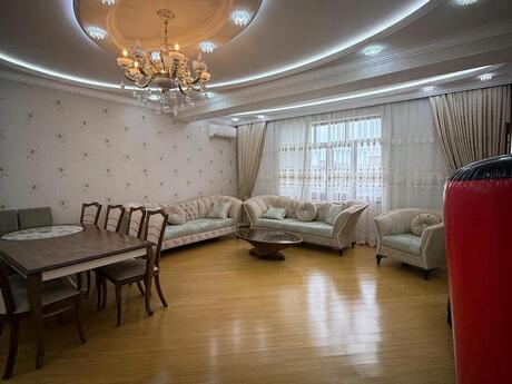 4-комн. новостройка - м. Ази Асланов - 185 м²
