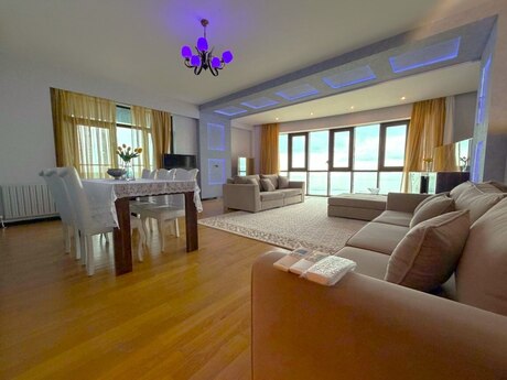 4 otaqlı yeni tikili - Şah İsmayıl Xətai m. - 220 m²