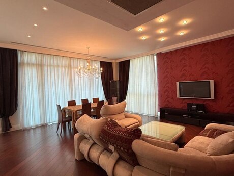 2 otaqlı yeni tikili - İçəri Şəhər m. - 90 m²