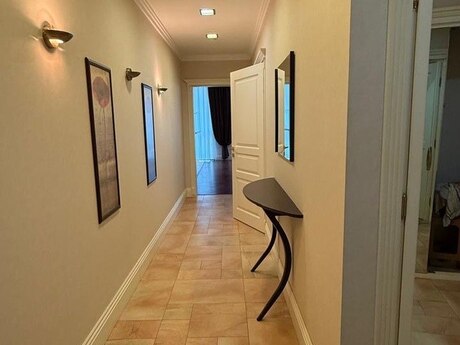 İçəri Şəhərdə 2 otaqlı yeni tikili mənzil satılır, 90 m², 500 000 AZN, şəkil 5 / 12