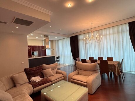 2 otaqlı yeni tikili - İçəri Şəhər m. - 90 m²