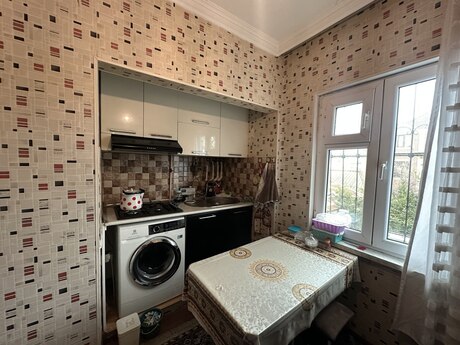 3 otaqlı köhnə tikili - NZS q. - 62 m²