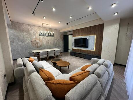 Elan №6044742 - Bakı, Nəriman Nərimanov m., 3 otaqlı, 143.1 m², 14/18 mərtəbə