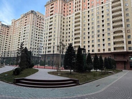 3 otaqlı yeni tikili - Elmlər Akademiyası m. - 130 m²