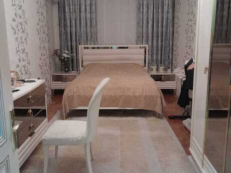 3 otaqlı yeni tikili - İnşaatçılar m. - 132 m²