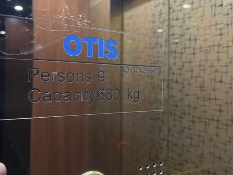 4 otaqlı yeni tikili - Nizami m. - 190.5 m²