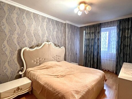 3-комн. вторичка - м. Насими - 80 м²