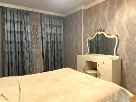 3-комн. вторичка - м. Насими - 80 м²