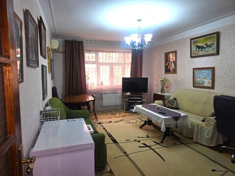 Elan №6044818 - Bakı, Qara Qarayev m., 4 otaqlı, 90 m², 1/5 mərtəbə