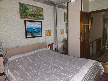 4 otaqlı köhnə tikili - Qara Qarayev m. - 90 m²