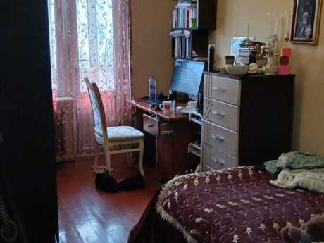 3 otaqlı köhnə tikili - Badamdar q. - 75 m²