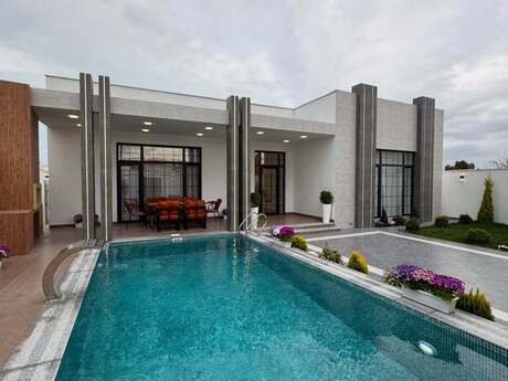 4 otaqlı həyət evi/bağ evi - Şüvəlan q. - 180 m²