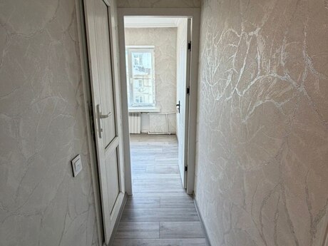 2 otaqlı köhnə tikili - Binəqədi r. - 40 m²