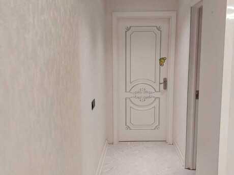 3-комн. новостройка - м. Иншаатчылар - 70 м²