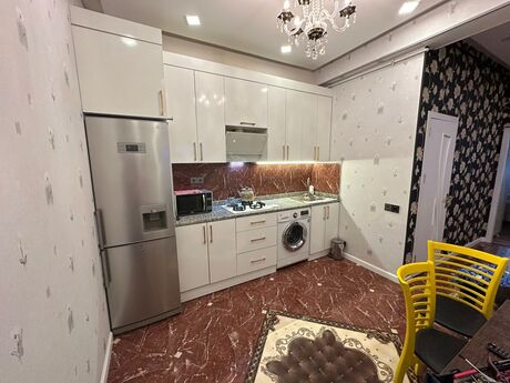 3 otaqlı yeni tikili - Elmlər Akademiyası m. - 120 m²